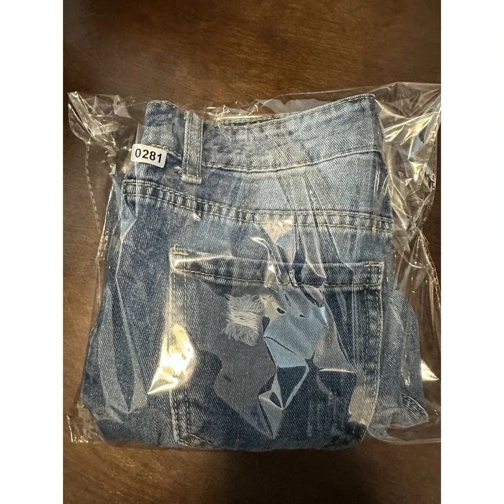 Boys Distressed Blue Jeans Size 8Y Straight Leg Denim Pants Trendy Grunge Casual